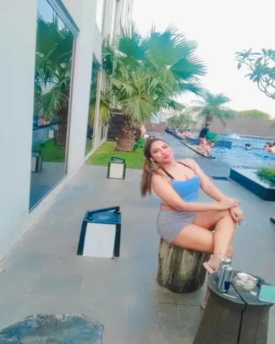 Escort Anjangaon Surji